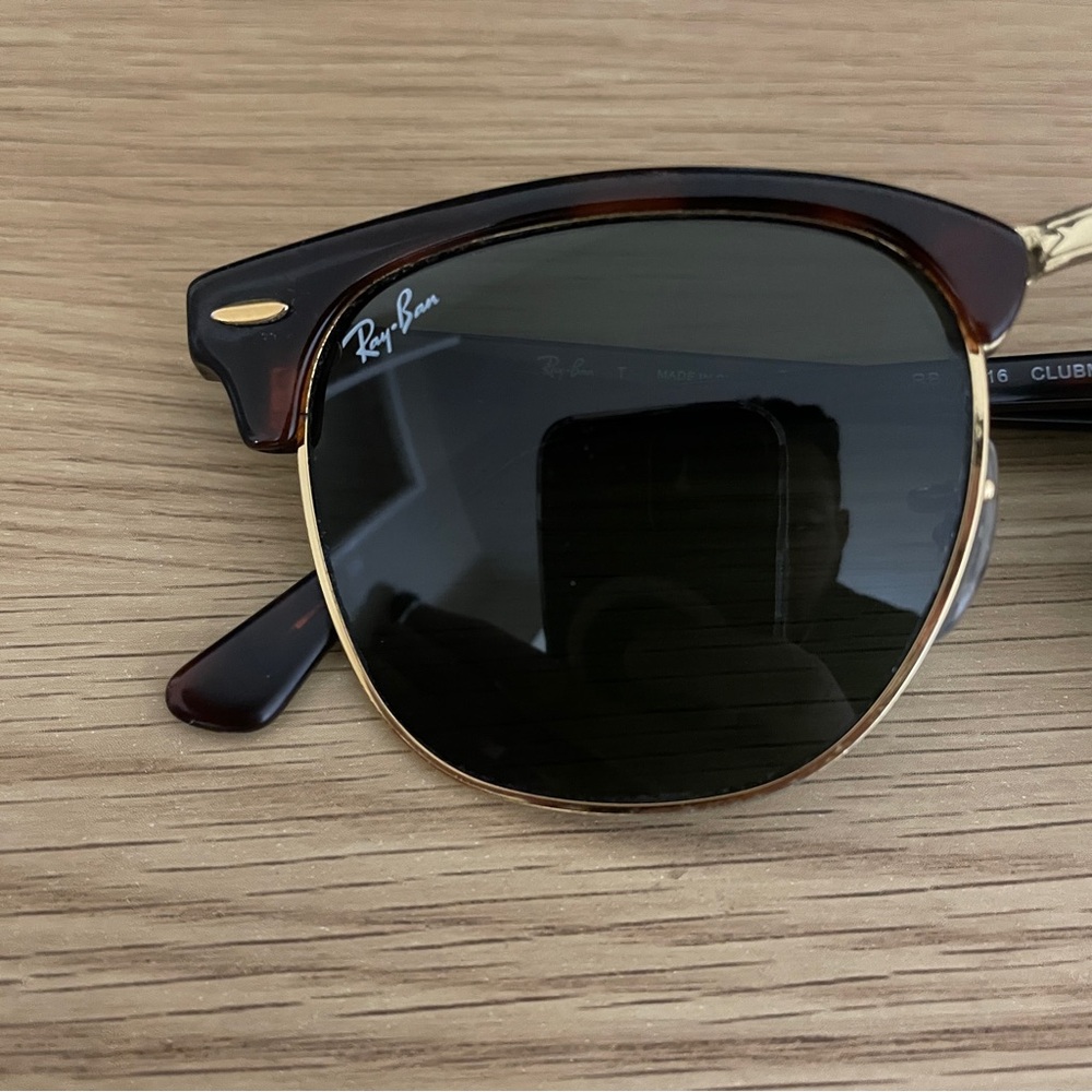 Ray-Ban Clubmaster Sunglasses (RB-3016) - Picture 4 of 10